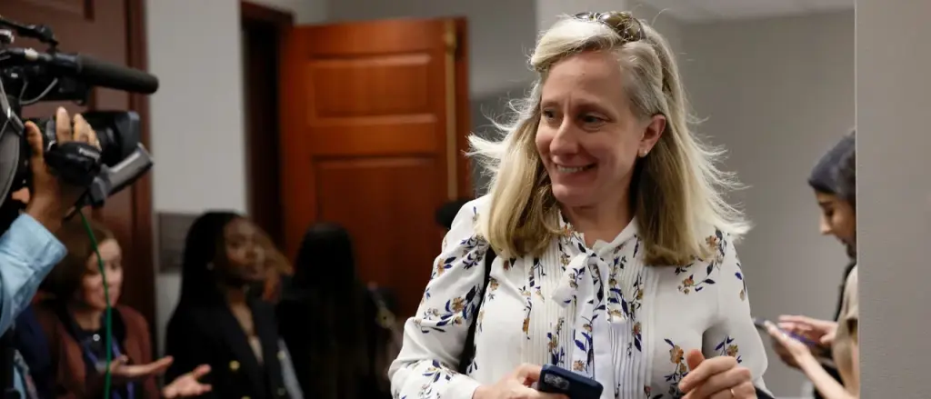 Abigail Spanberger Indicates That Reducing Collaboration With ICE Would Be One of Her Initial Actions as Governor