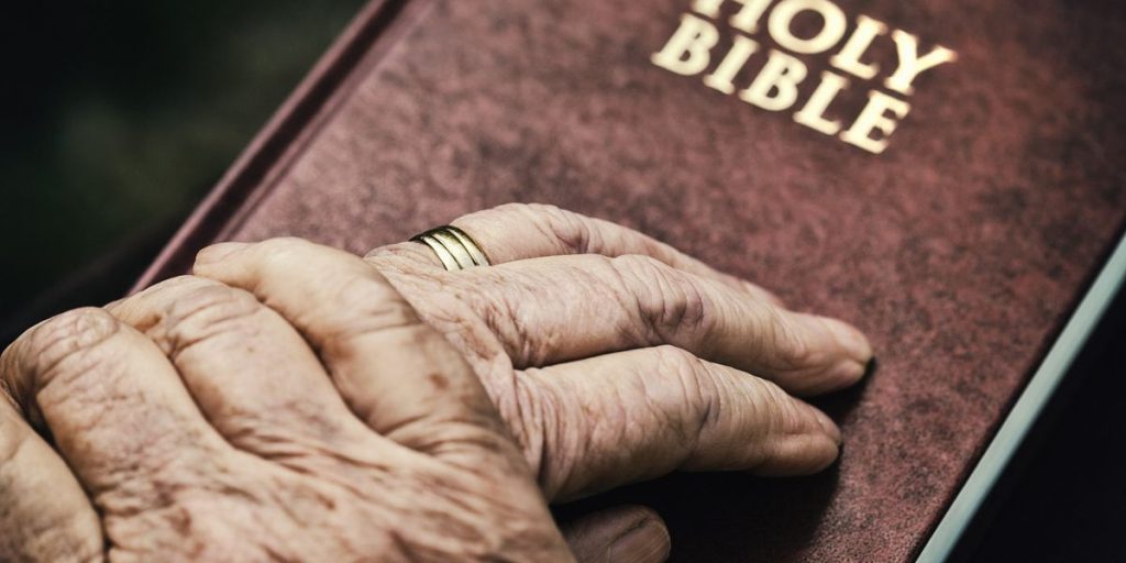 Archaeologists discover an ancient seal featuring a 2,600-year-old fingerprint linked to a biblical official in King Josiah's court