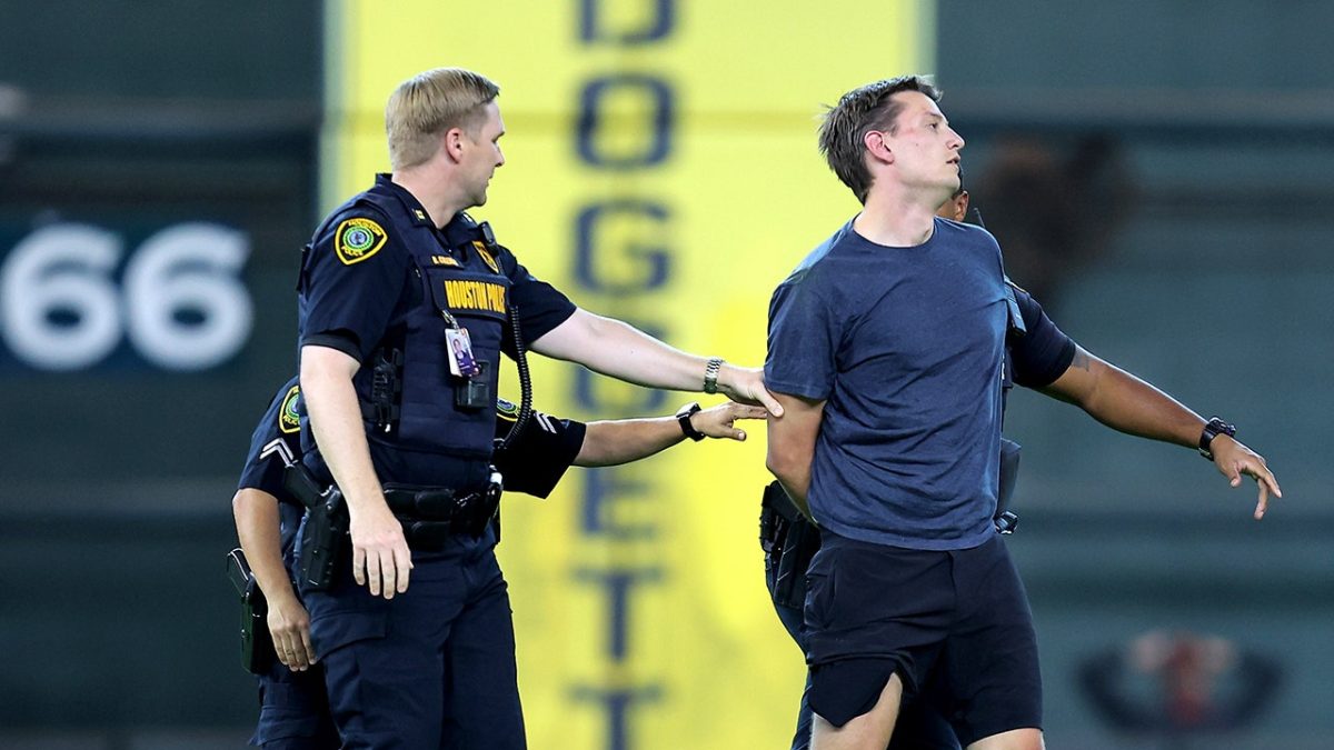 Astros-Orioles game halted due to intruder on the field
