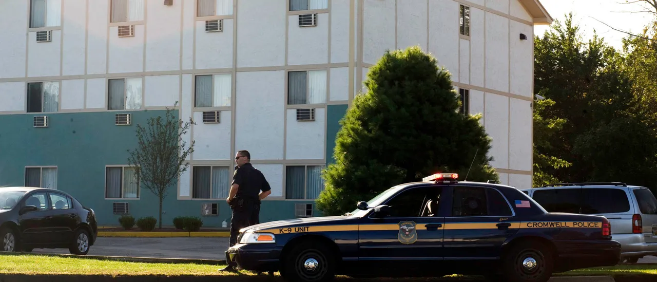 Authorities Conduct Hotel Raids in Sex Trafficking Investigation, Uncover Disturbing Behavioral Hints Inside