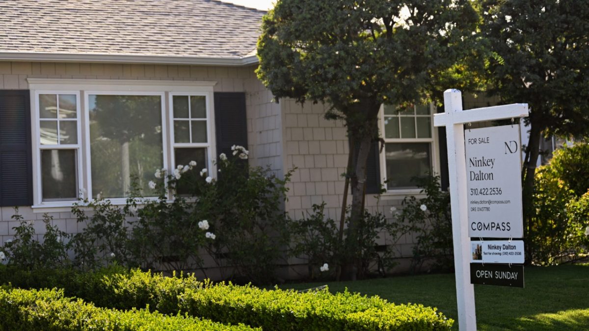 Banks show interest in the Trump administration's plan for Fannie and Freddie IPOs, sources say to Bartiromo.