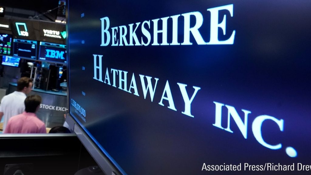 Berkshire Hathaway Acquires UnitedHealth and Unveils Unknown Stocks
