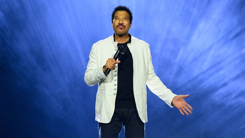 Beverly Hills home of Lionel Richie burglarized, suspect apprehended by police
