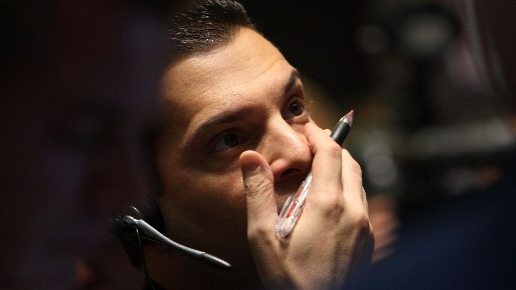 Bitcoin Drops Sharply as Warning About Price Crash Affects Ethereum, XRP, and the Crypto Market