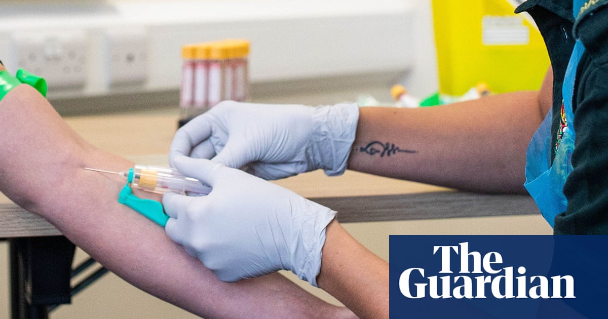 Blood test for ovarian cancer may identify the disease at an early stage, research indicates