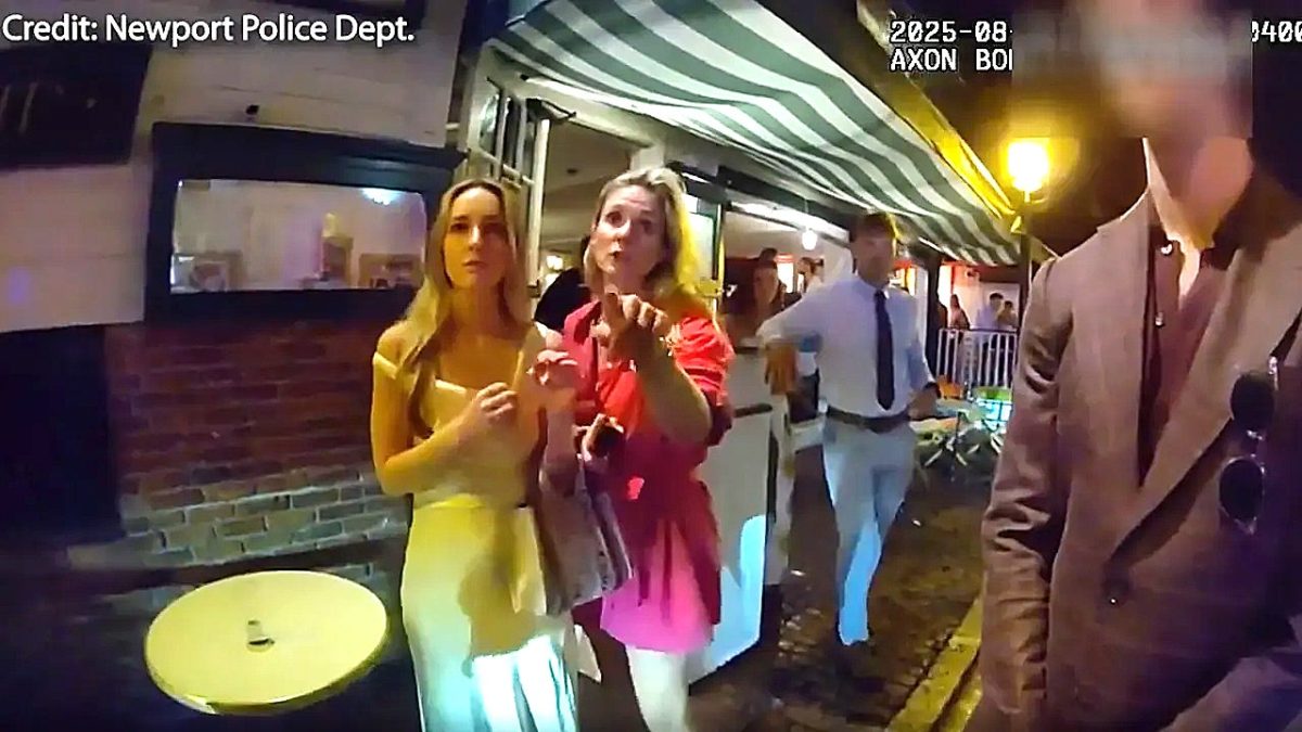 Blue state official warns officers they will 'regret' arresting her