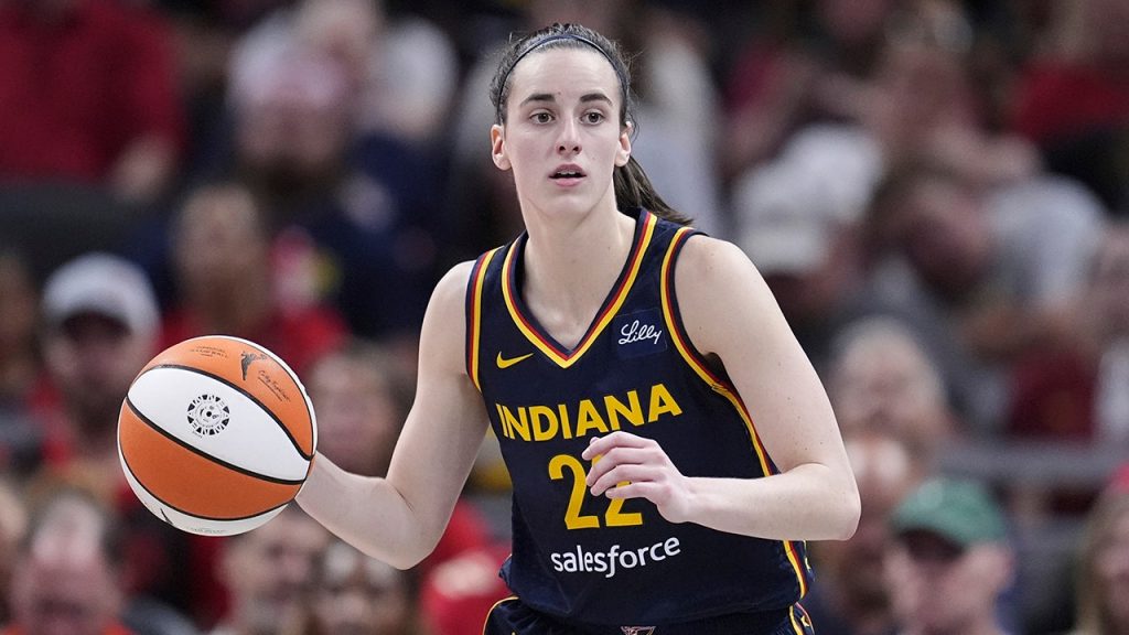 Caitlin Clark resumes Fever shootaround while recovering from groin injury
