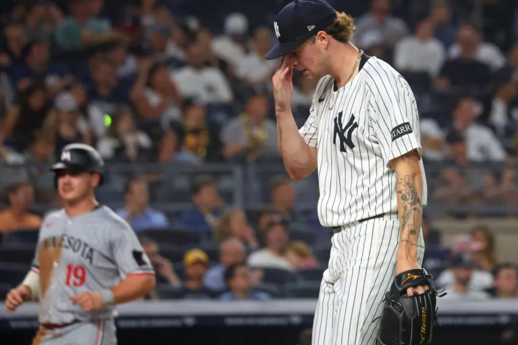 Cam Schlittler's early decision misfires for the Yankees, Aaron Boone