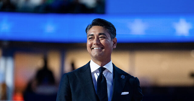 Cincinnati Mayor Supports Radical Activists and Police Chief at Press Conference Following Mob Attack