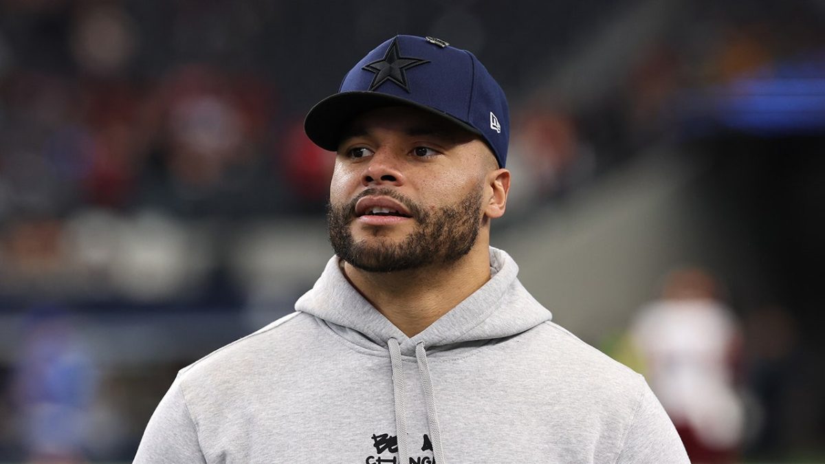 Dak Prescott believes Micah Parsons will participate in the Cowboys' first game of the season.
