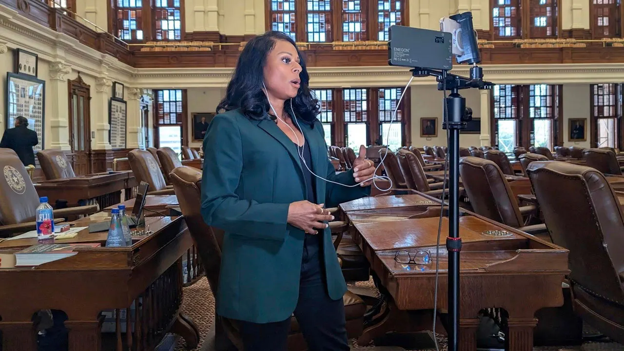 Dem suddenly exits press call after realizing she is breaking the law.