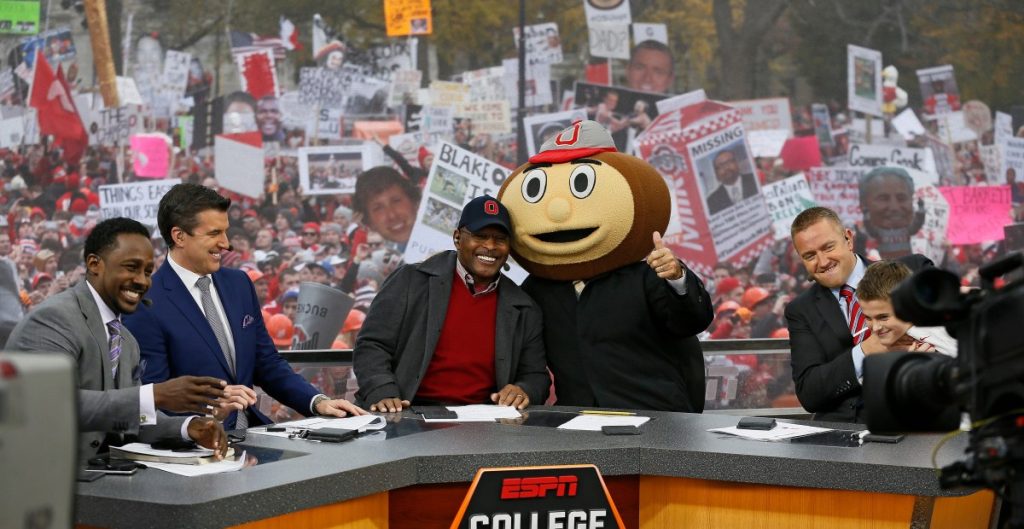 Desmond Howard believes college football will change significantly without Lee Corso.