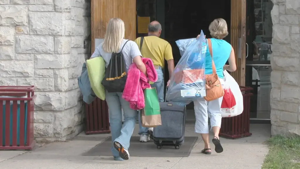 Discussion intensifies about college students having Narcan kits on campus