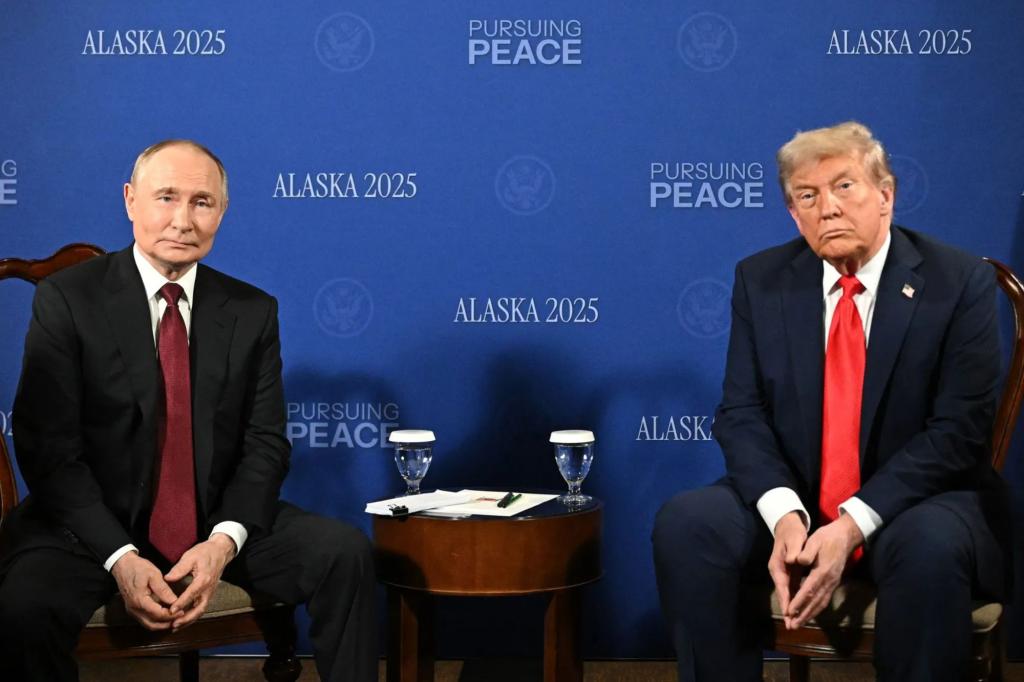 Donald Trump should be commended for his courage in meeting Vladimir Putin in person.