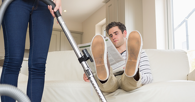 Economist Claims Uninvolved Fathers Are Impacting Fertility Rates