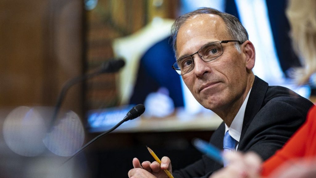 Economist from Moody's cautions that the US economy is close to a recession due to poor job statistics