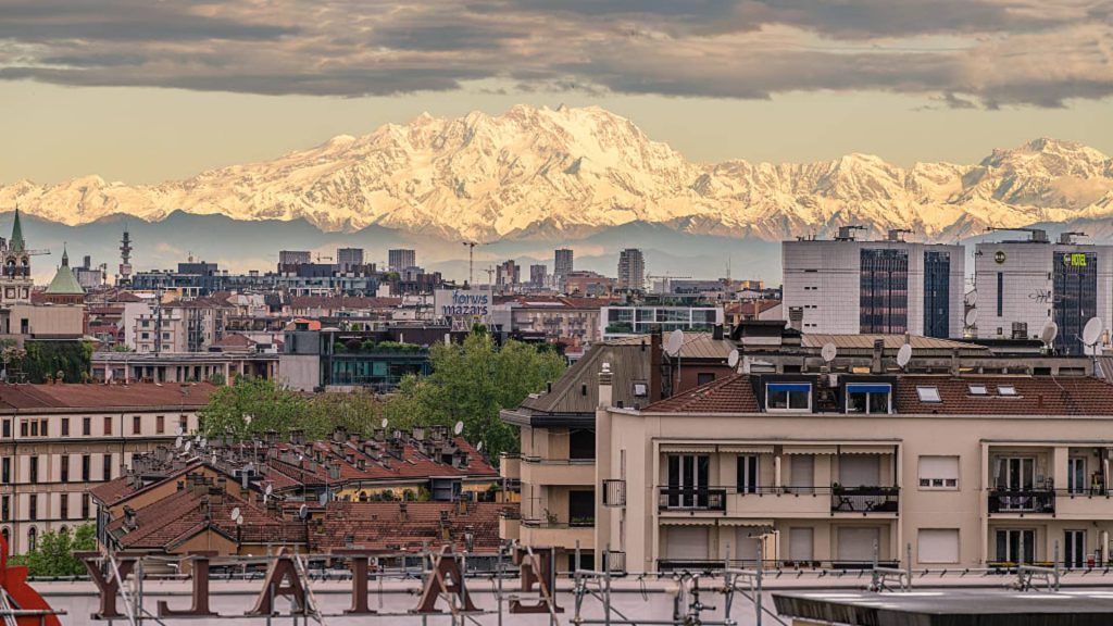 European markets start strong; Energy company Drax falls 11% amid investigation into earlier claims.