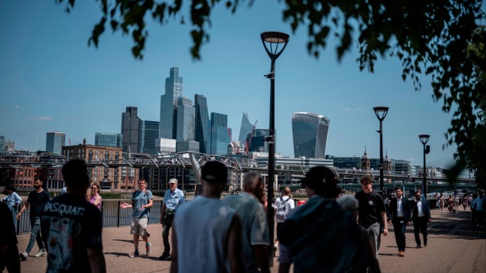 Evelyn Partners aims to approach NatWest and RBC as possible buyers