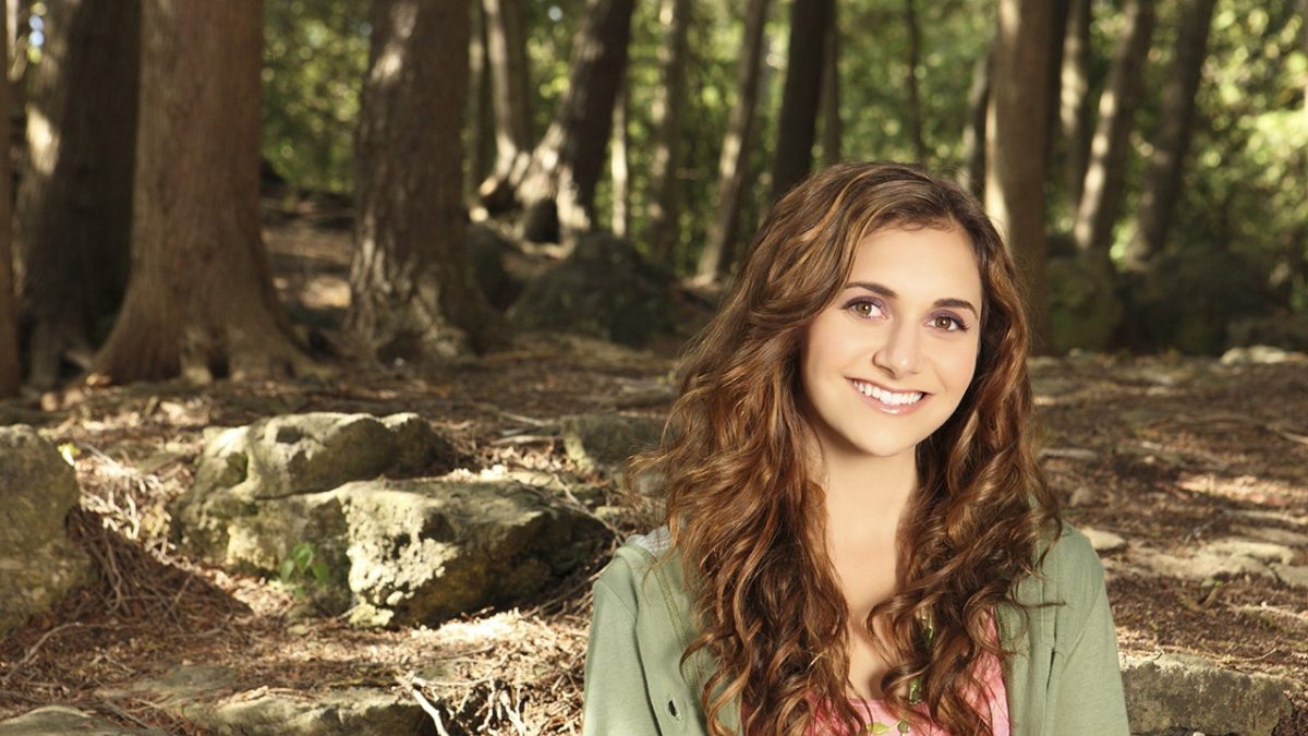 Ex-child star shares the hidden struggles of Hollywood in new memoir