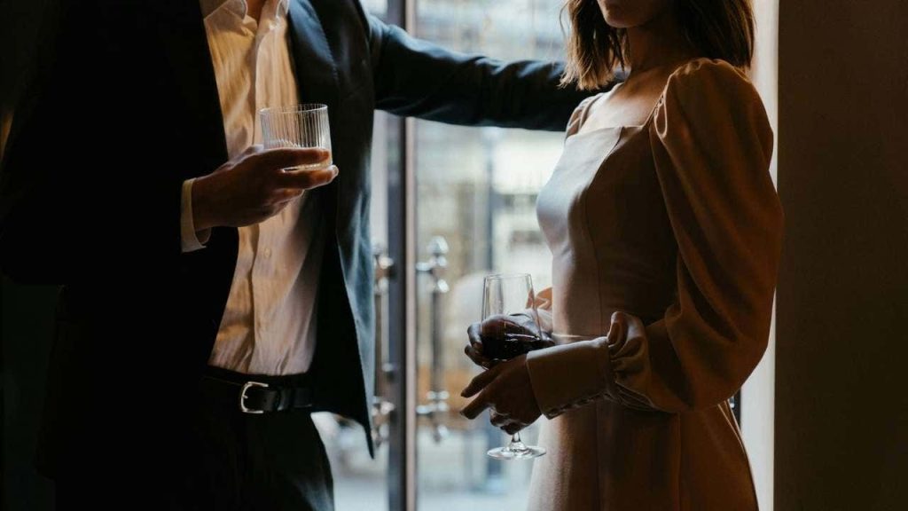 Facebook cryptocurrency advertisements result in risky malware scams