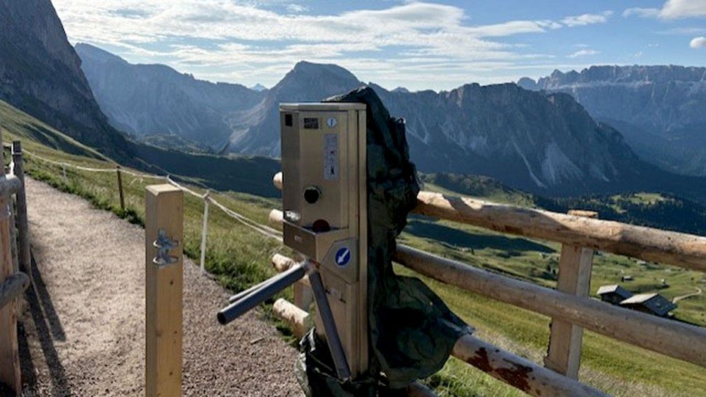 Farmers in Italy have set up turnstiles in the Dolomites due to an influx of tourists.