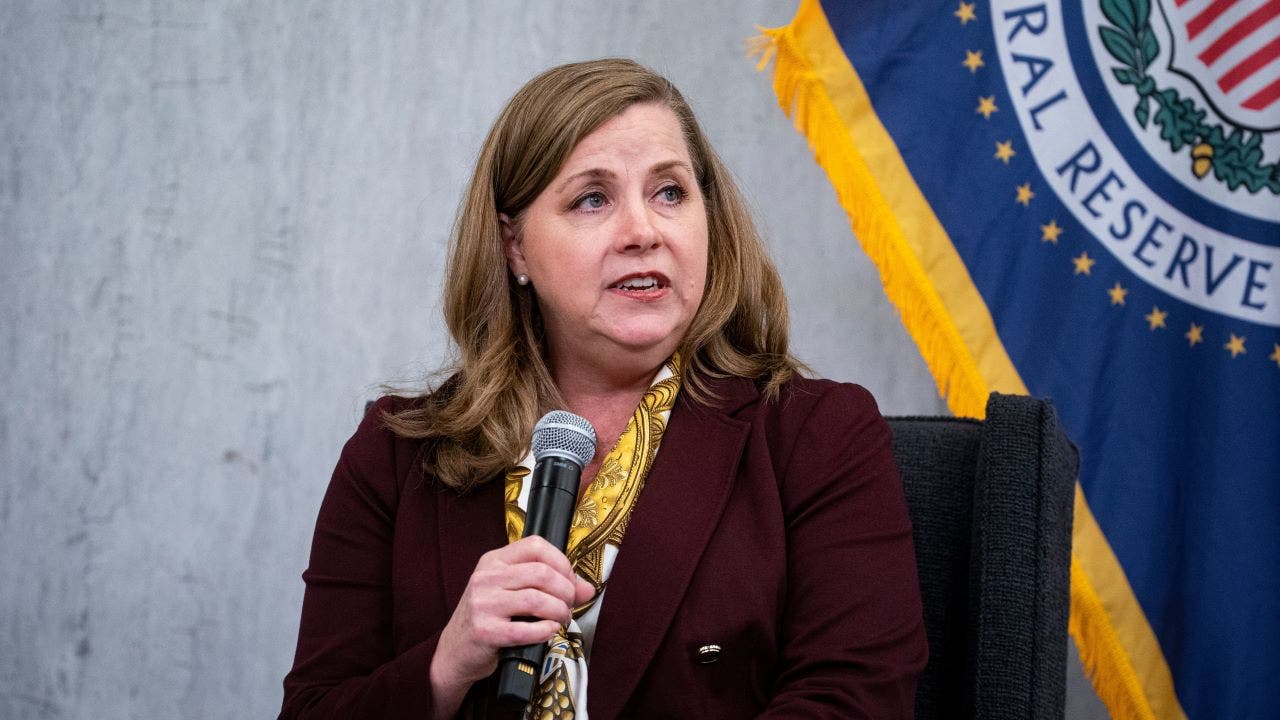 Fed Governor Michelle Bowman continues to expect three reductions in interest rates by 2025.