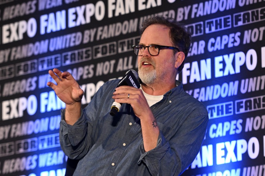 Feeling personally affected: 'The Office' actor leaves home once more due to Oregon wildfire