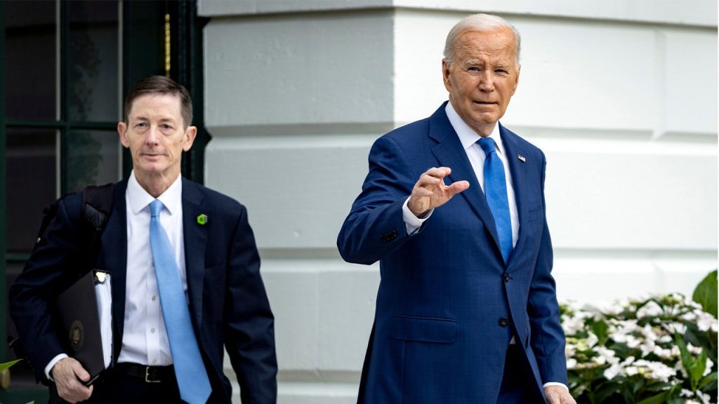 Former Biden deputy chief Bruce Reed meets with House Oversight investigators