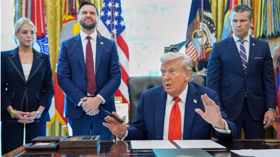 Ex-DHS official: Trump was jealous of dictators' 'ability to exert total control'