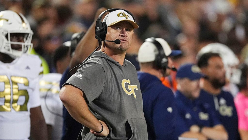 Former NFL referee speaks out against college football's recent enforcement changes.