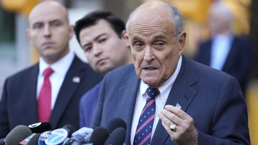 Giuliani seriously injured in car crash