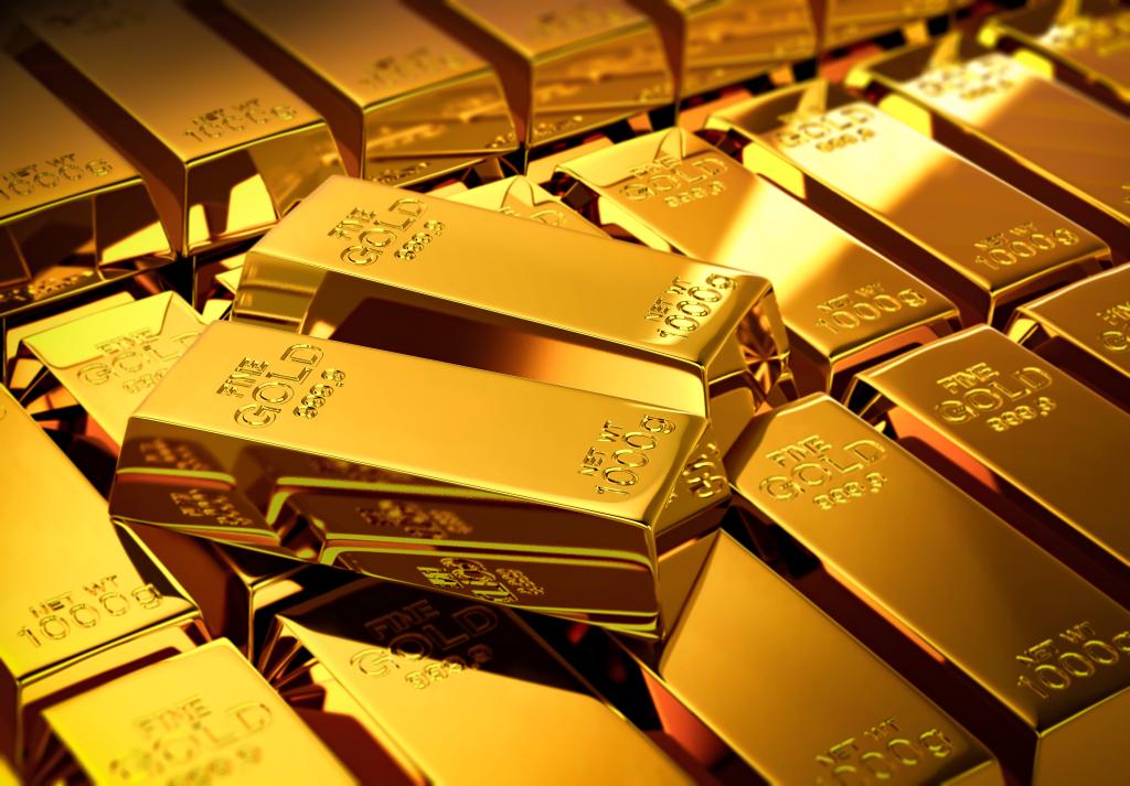 Gold futures reach record peak amid tariff-related concerns