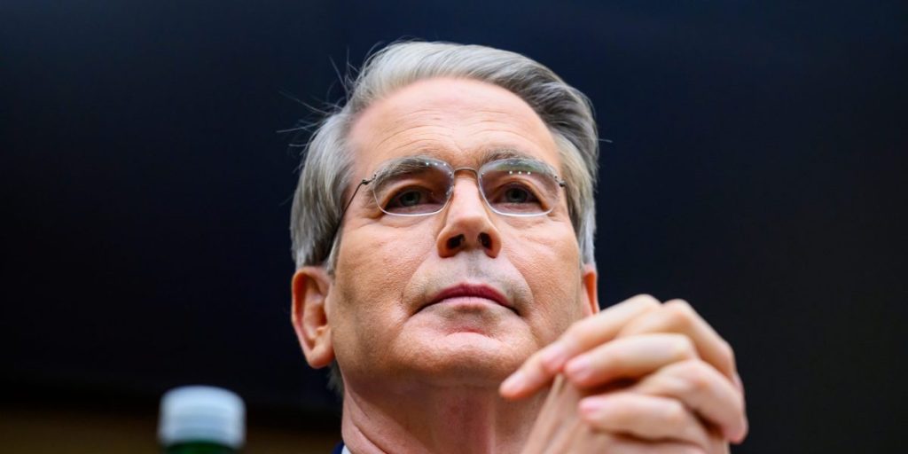 Goldman Sachs predicts a major surge in stablecoins that could be worth trillions.