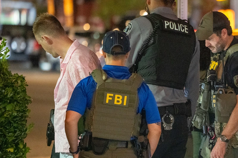 Grand jury declines to pursue charges against man who tossed sandwich at Border Protection agent