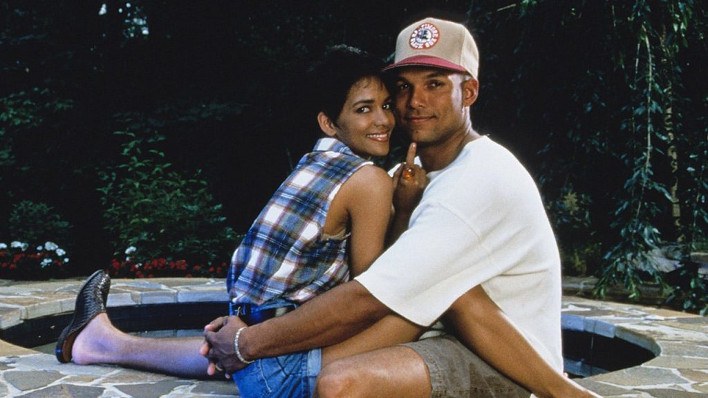 Halle Berry shares a quiet reaction to her former husband David Justice.