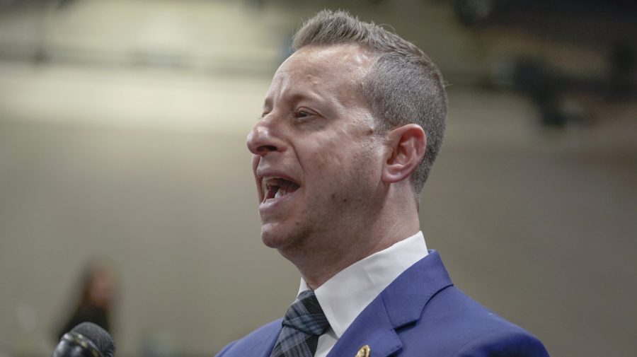 House Democrat tells Trump to treat Russia like DC, Chicago