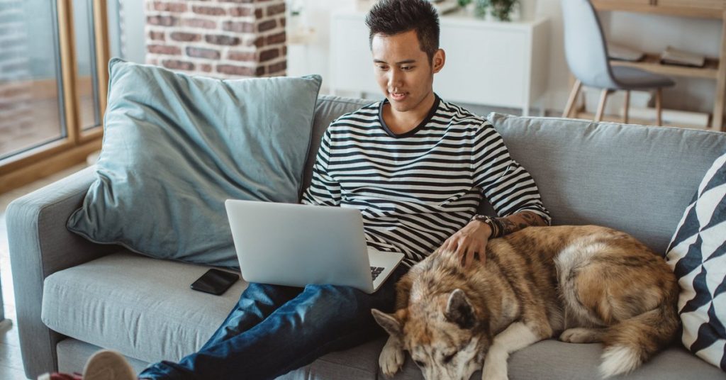 I Evaluate Bank Accounts for My Job. This Is Where I Really Store My Money.