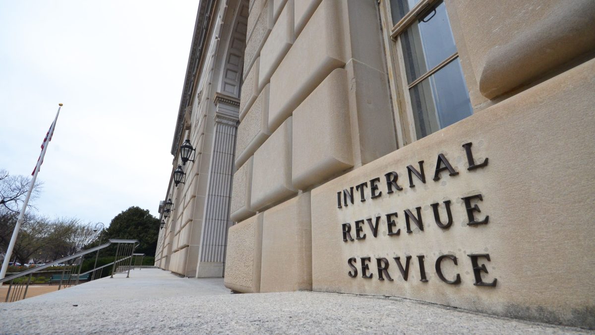 IRS Crypto Team Leader Resigns as U.S. Tax Reforms Approaching for Digital Assets