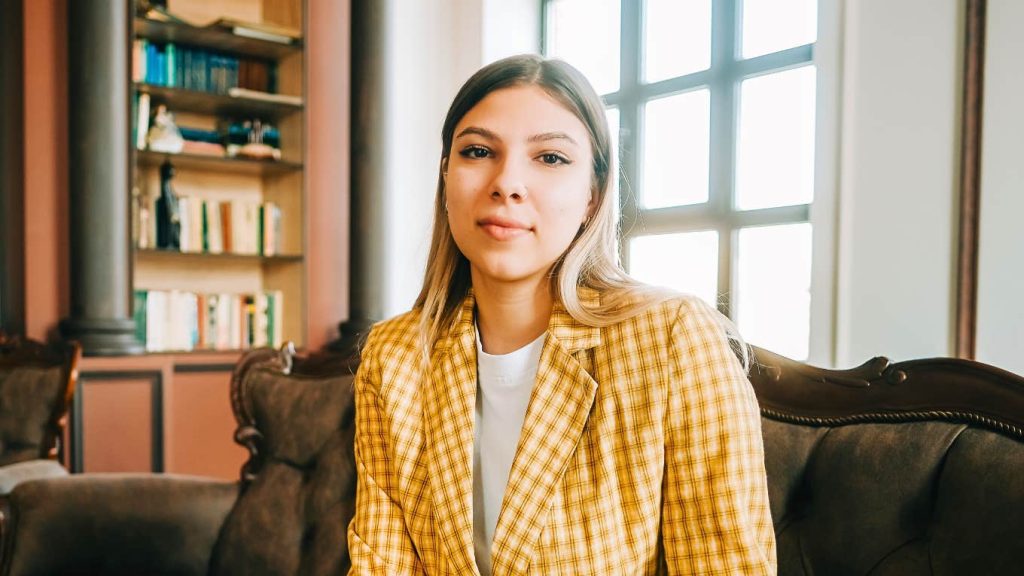 If You See These 11 Signs At Someone’s Home, They’re Having a Harder Time Than They Let On