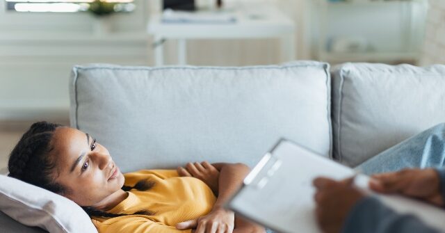 Illinois Prohibits AI Therapists from Treating Clients