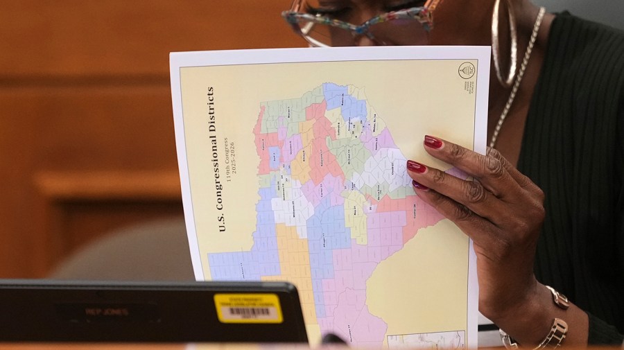 In the battle over redistricting, Democrats are hindered by the commissions they supported.