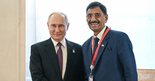 India Commends Strong Ties with Russia Amid Trump’s Tariff Warnings