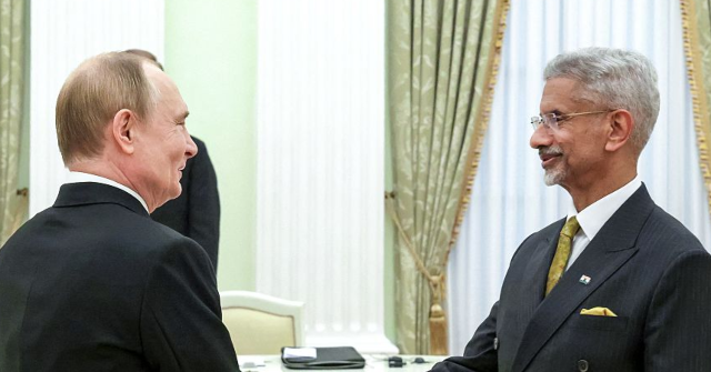 Indian Foreign Minister Talks with Putin, Says He Is ‘Confused’ by U.S. Tariffs on Russian Oil