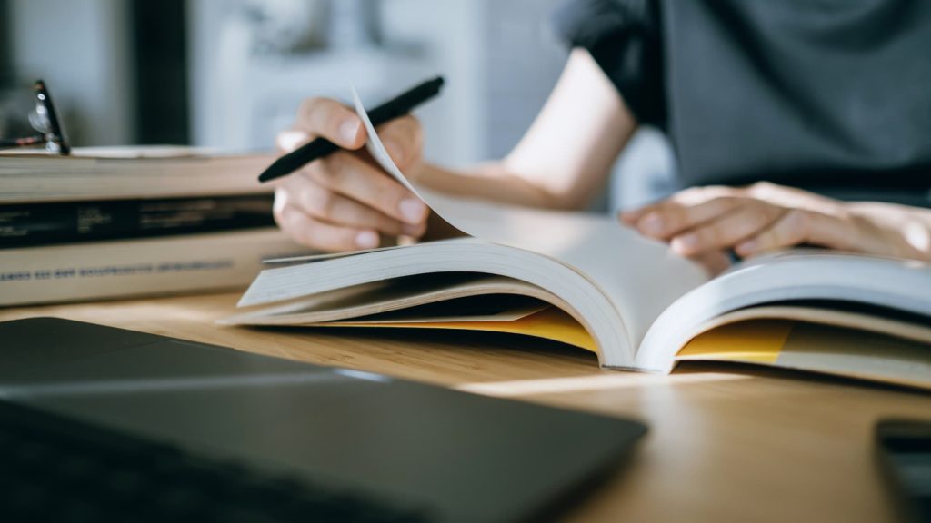 Is your intelligence sufficient to invest in private assets? Experts warn that creating a test for investors is challenging.