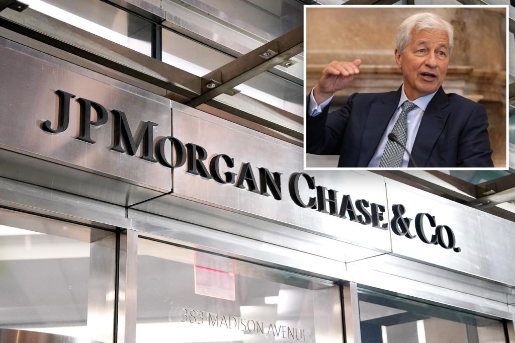 JPMorgan agrees to pay $330 million to resolve claims related to the Malaysian 1MDB fund scandal