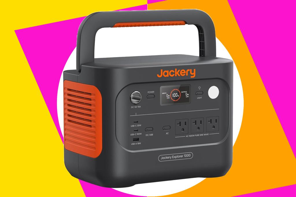Jackery Explorer 1000 v2 Portable Power Station is 44% discounted