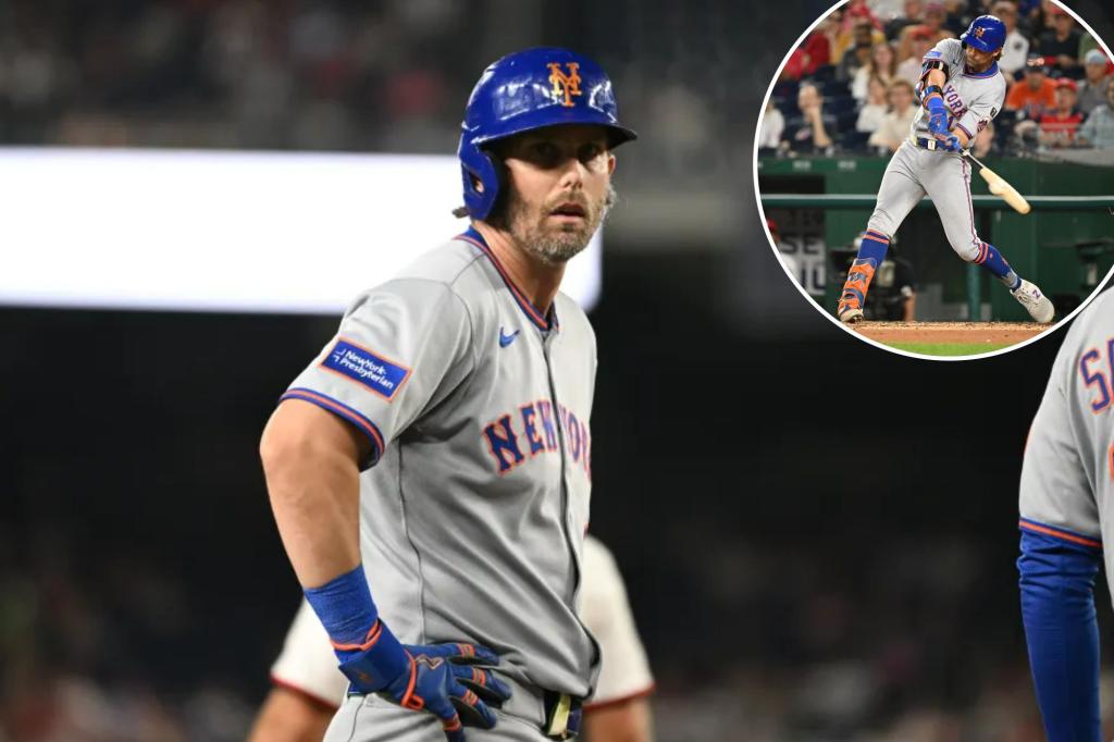 Jeff McNeil not in Mets' lineup due to shoulder pain