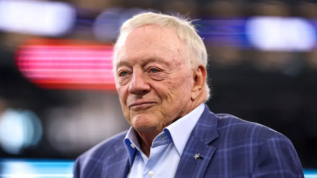 Jerry Jones clarifies the surprising Micah Parsons trade to the Packers.