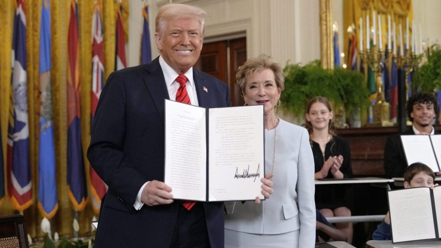 Judge stops Trump's directive that endangered DEI programs in schools