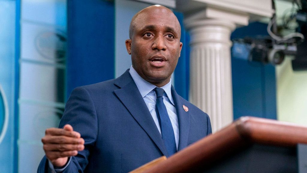 Kansas City mayor suggests race influences Trump's crime efforts in cities led by Black leaders